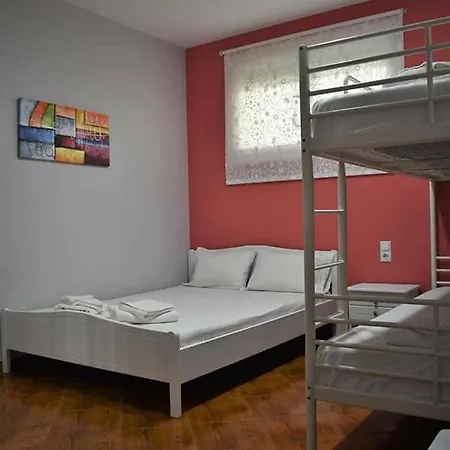 Διαμέρισμα Chrissi-renovated 2026, Just 20m From The *