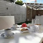 Chrissi-renovated 2026, Just 20m From The Apartment *