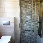 Apartment Chrissi-renovated 2026, Just 20m From The Skala Sotiros
