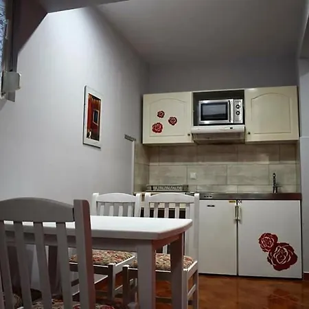 Chrissi-renovated 2026, Just 20m From The Skala Sotiros