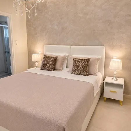 شقة Chrissi-renovated 2026, Just 20m From The سكالا سوتيروس