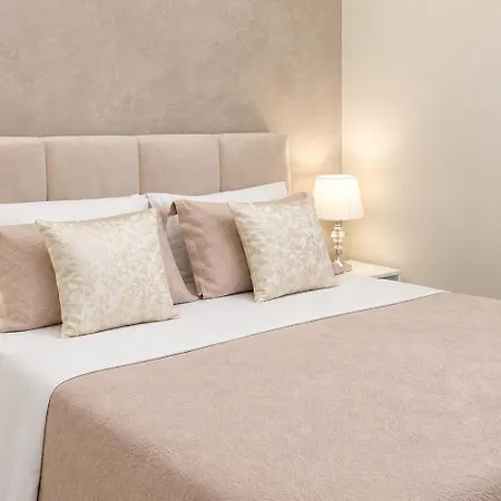 Chrissi-renovated 2026, Just 20m From The Skala Sotiros
