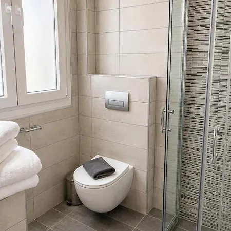 Chrissi-renovated 2026, Just 20m From The سكالا سوتيروس